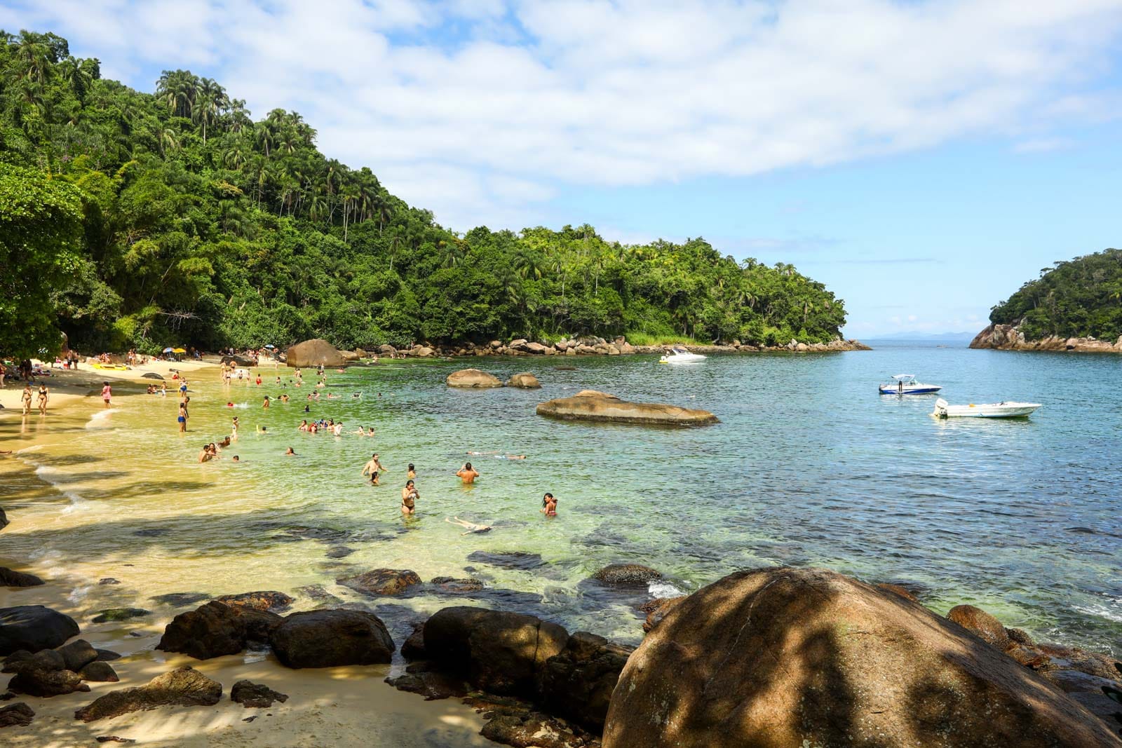 Verão gera alta procura por destinos litorâneos no Estado de São Paulo