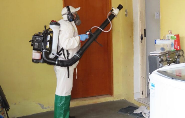 Pinda intensifica serviços de limpeza e nebulizações contra dengue nos bairros
