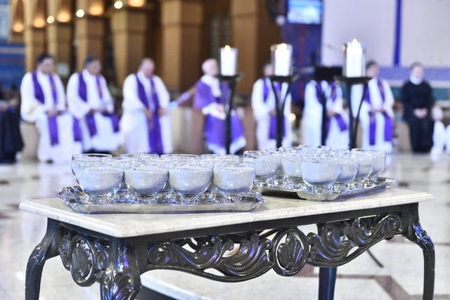 Santuário Nacional realiza missas de Quarta-feira de Cinzas em Aparecida