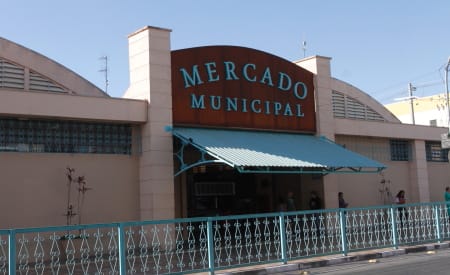 Mercado Municipal de Jacareí terá horário diferenciado neste final de semana em razão de manutenção da rede de esgoto