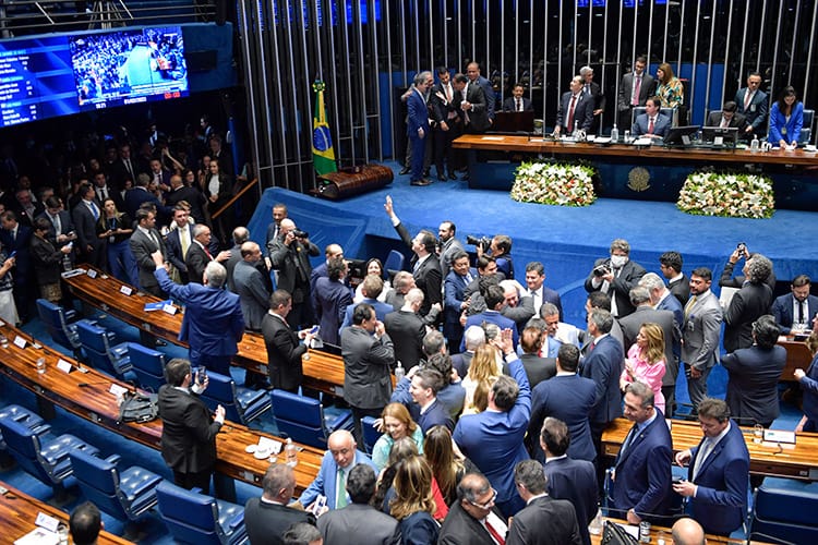 Senado aprova projeto que proíbe as ‘saidinhas’ temporárias de presos