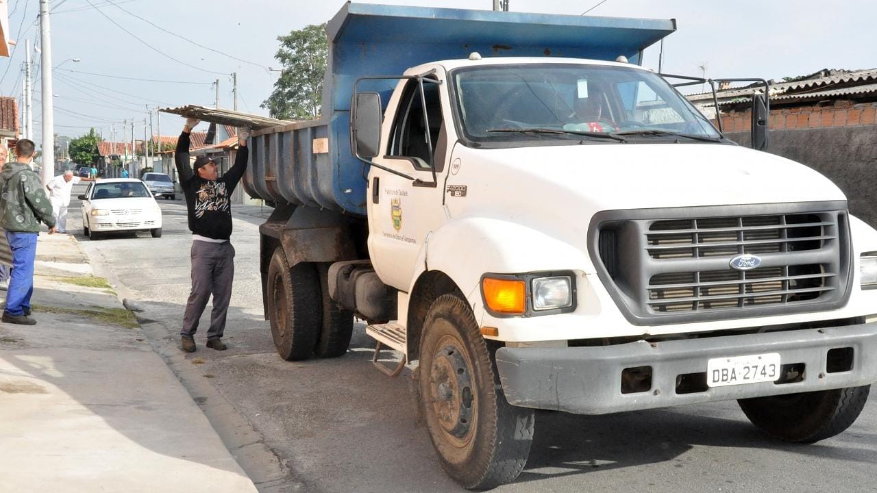 Operação cata-treco chega no Jardim Mourisco, nesta sexta, em Taubaté