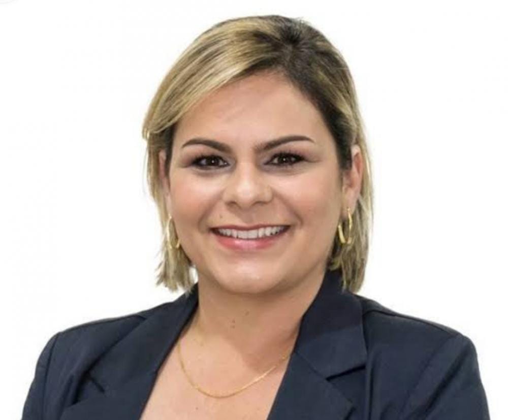Ex-prefeita Flavia Pascoal deve retornar ao cargo em Ubatuba
