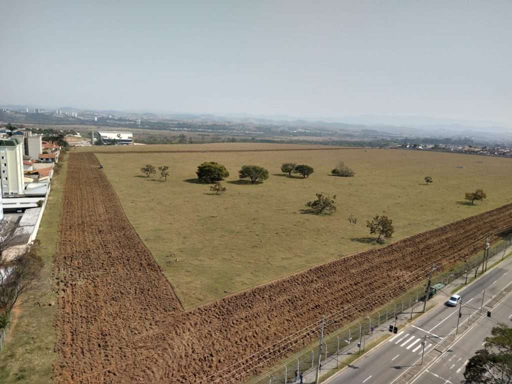 Nem girassóis, nem vaquinhas! Terreno do Jardim Aquarius tem empreendimento aprovado