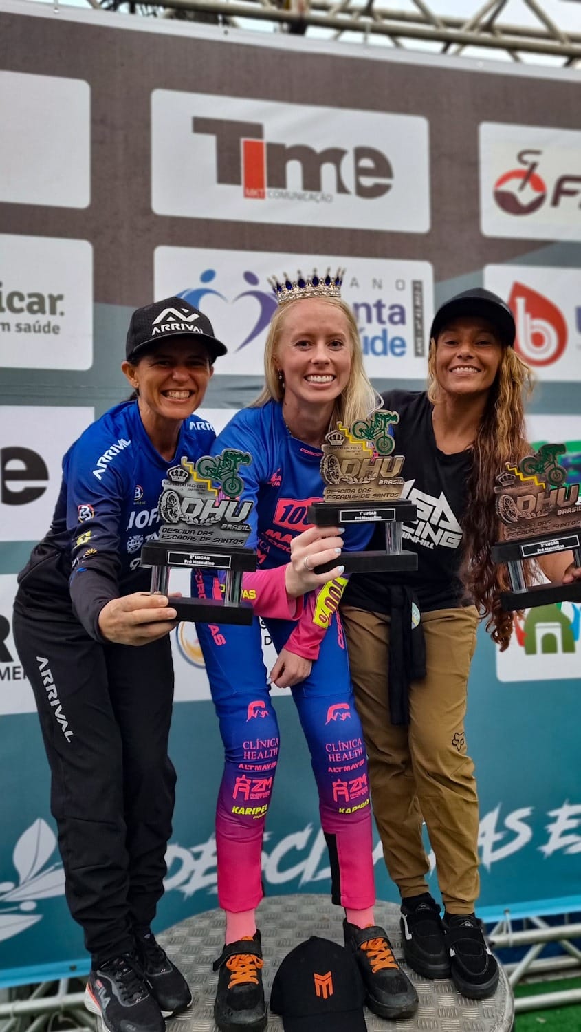 Ciclista de Taubaté é vice-campeã em competição nas escadas de Santos