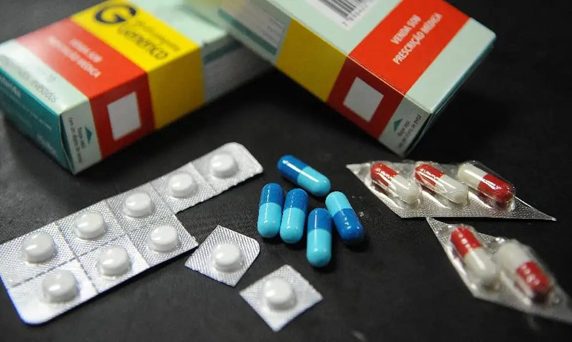 Medicamentos terão reajuste de 4,5% a partir de domingo, 31