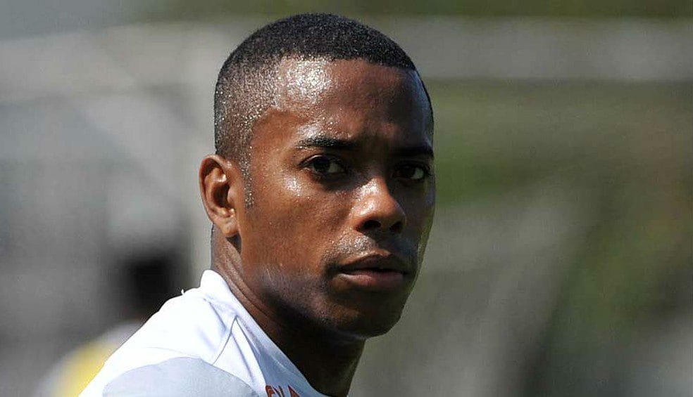 Polícia Federal prende Robinho para cumprir pena por condenação de estupro