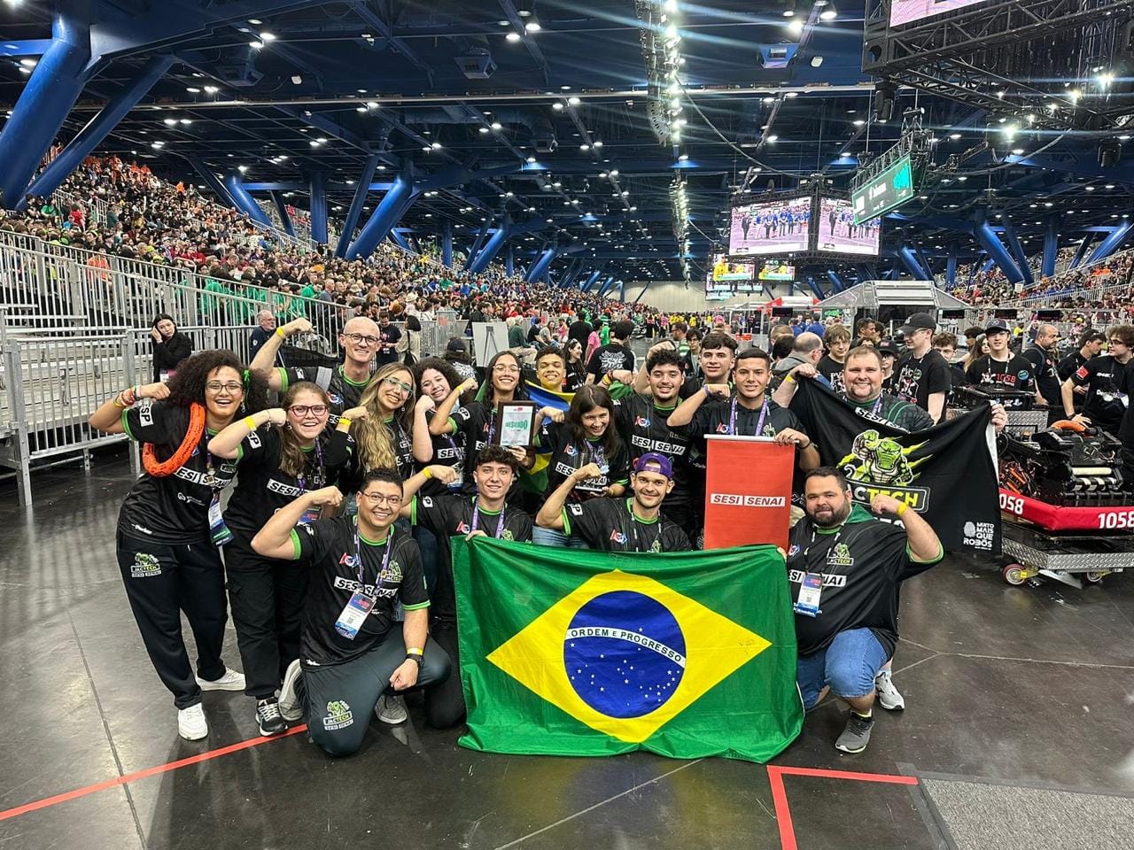 Alunos do SESI SENAI Jacareí premiados no Campeonato Mundial de Robótica em Houston