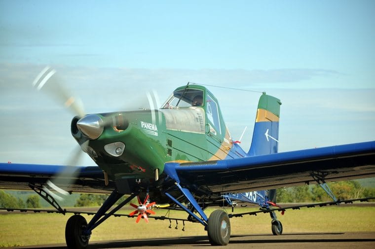 Embraer expõe avião agrícola Ipanema 203 no Bahia Farm Show