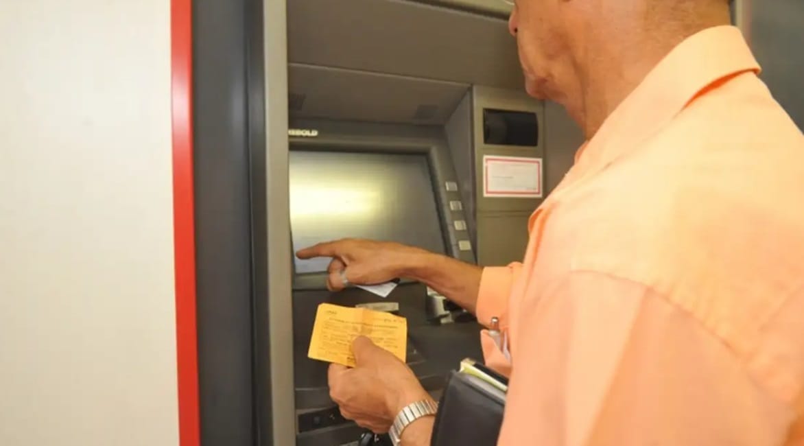 Agências bancárias não terão atendimento presencial ao público nesta quinta-feira (30)