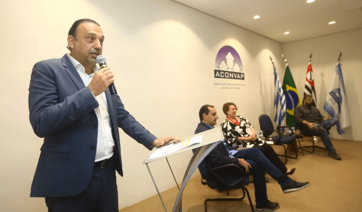 Aconvap recebe Felício Ramuth para balanço das ações do governo