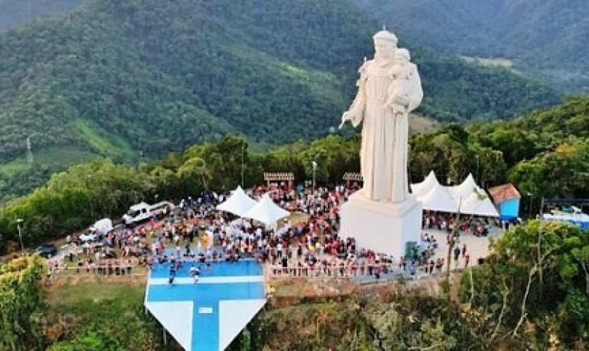 Caraguá promove caminhada ao Morro Santo Antônio e missa campal neste domingo,9