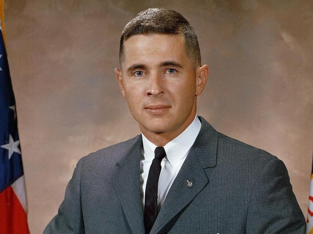 Acidente aéreo mata William Anders, astronauta da Apollo 8