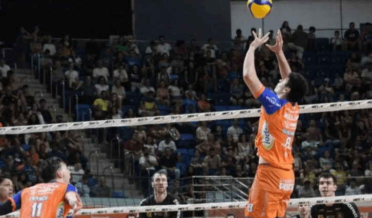 São José Vôlei mantém Gustavo Cardoso no elenco para a próxima temporada