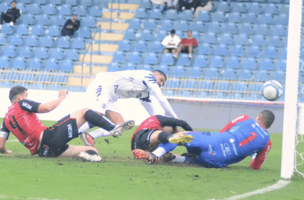 Empate entre São José e Pouso Alegre encerra participação melancólica na Série D