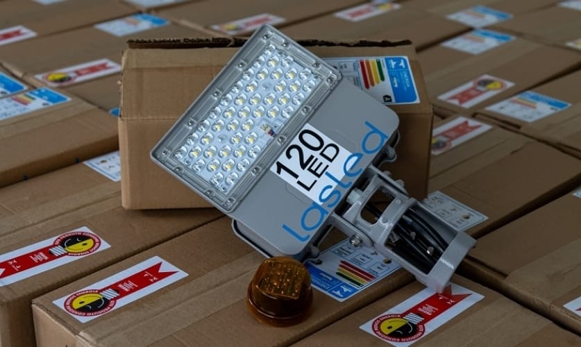 São Sebastião recebe mais de 500 lâmpadas de led do Programa de Eficiência Energética