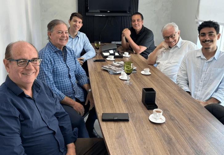 Rádio Jovem Pan e Spriomais firmam parceria para cobertura das Eleições Municipais 2024