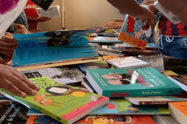 Projeto ‘Nossa Biblioteca’ promove leitura e entrega de livros em São José dos Campos