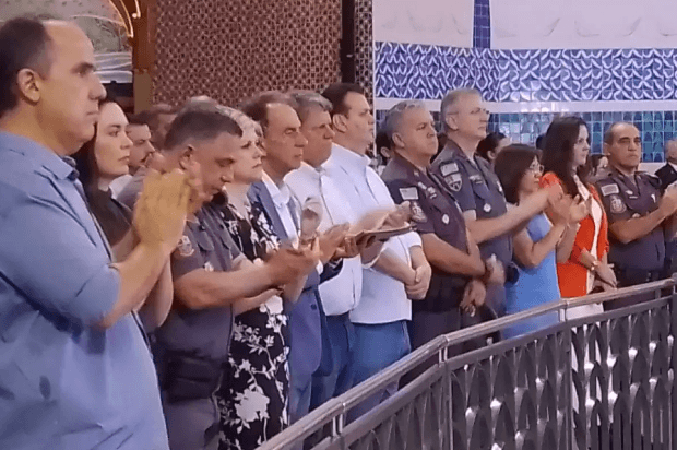 Romeiros lotam Santuário de Aparecida para Missa Solene com mensagem do Papa Francisco