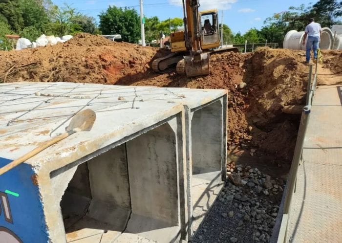 Taubaté inicia substituição de ponte na Estrada do Borba