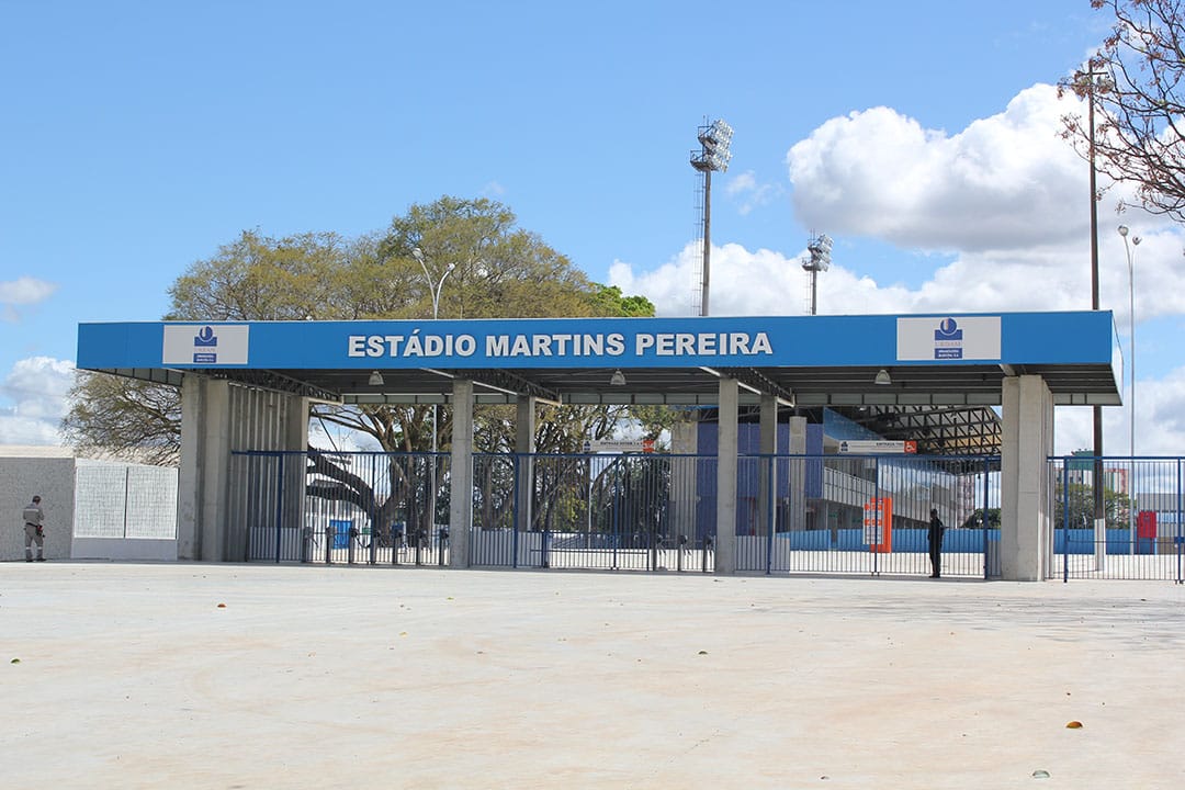 FIFA realiza inspeção no estádio Martins Pereira e no CT da Águia do Vale para a Copa do Mundo Feminina de 2027