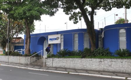 Procon de Jacareí suspende atendimento para capacitação de equipe