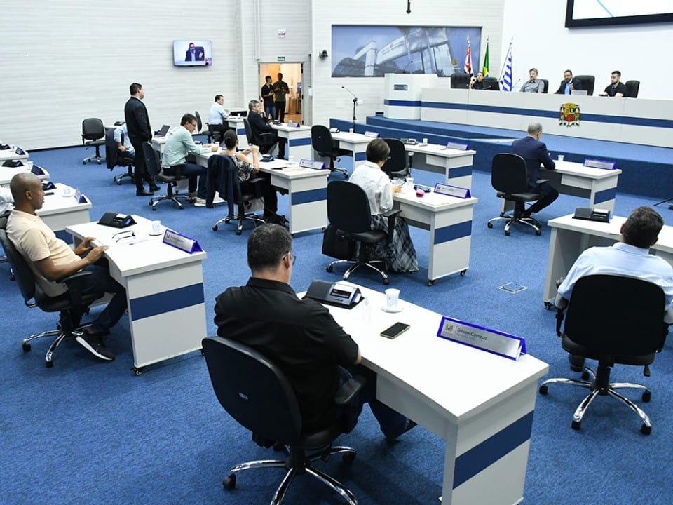 Câmaras de São José dos Campos e Taubaté alteram agenda de sessões nesta semana