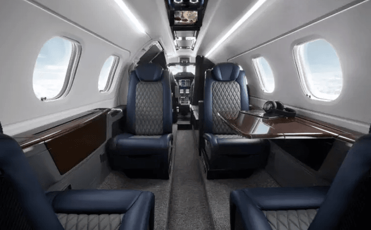 Embraer assina maior contrato da história com Flexjet para venda de 182 aeronaves