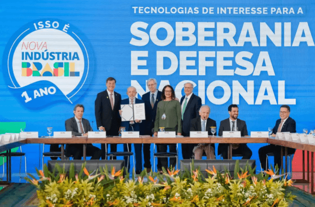 Embraer anuncia investimento de R$20 bilhões até 2030 para inovações no setor aeronáutico