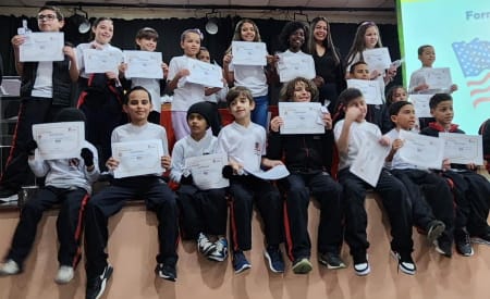 Jacareí oferece 800 vagas para cursos de inglês on-line e gratuitos a alunos da Rede Municipal