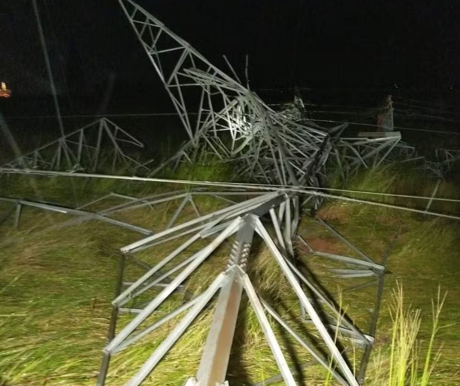 Temporal no Vale do Paraíba causa apagão e deixa sete cidades sem energia