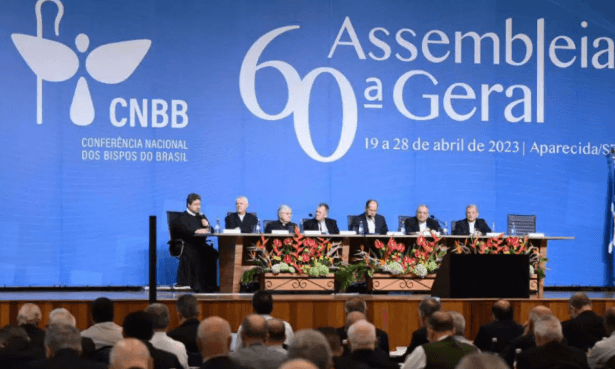 CNBB adia Assembleia Geral após morte do Papa Francisco