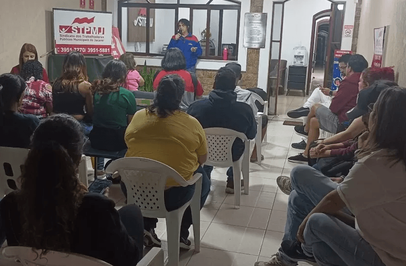 Servidores de Jacareí aprovam paralisação e podem entrar em greve neste sábado (26)