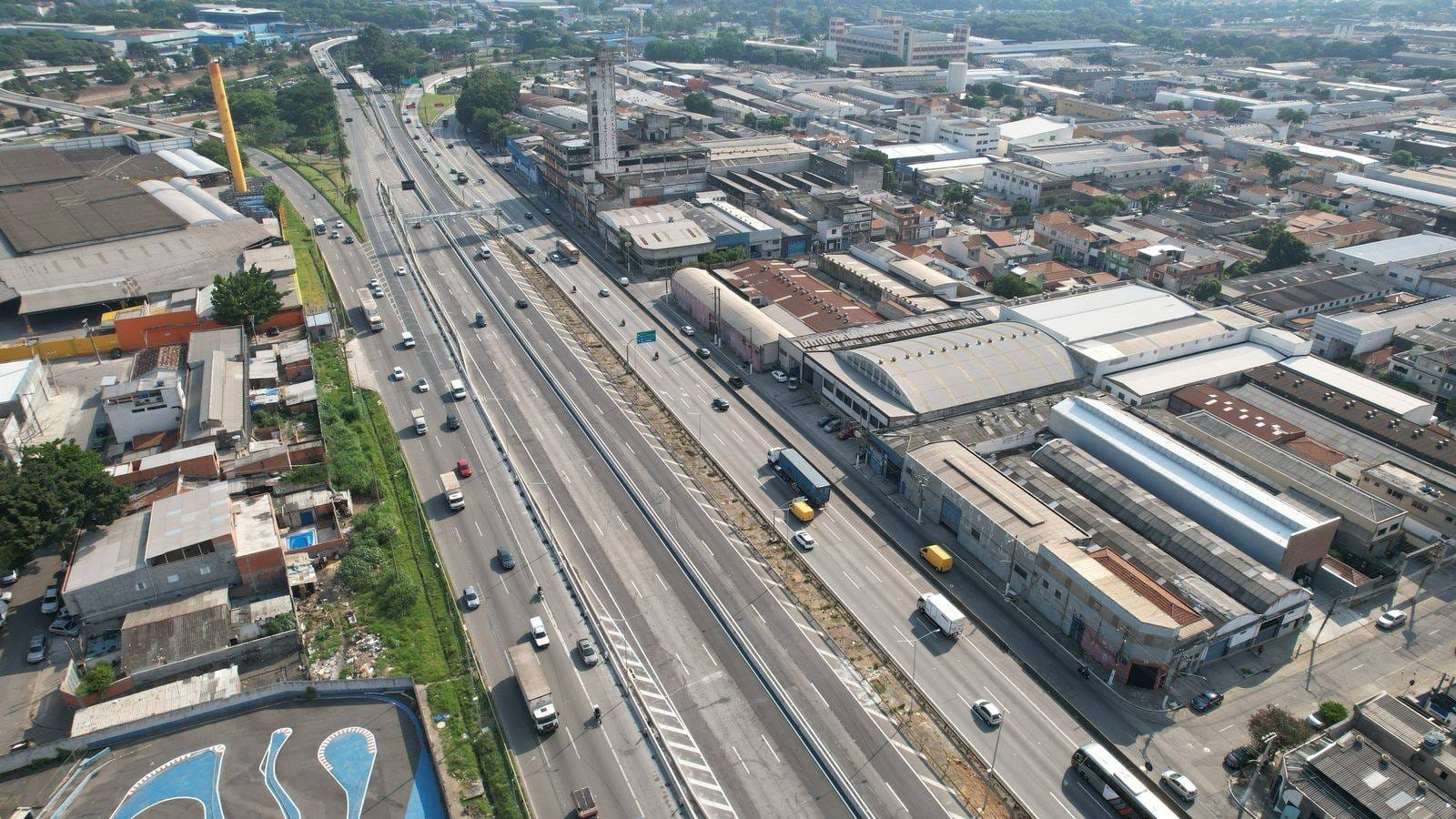Feriado de 1º de Maio deve movimentar mais de 960 mil veículos nas rodovias Via Dutra e Rio-Santos