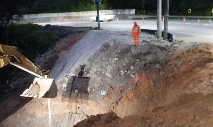 Obras de contenção alteram trânsito na Serra Antiga da Tamoios até a segunda quinzena de maio