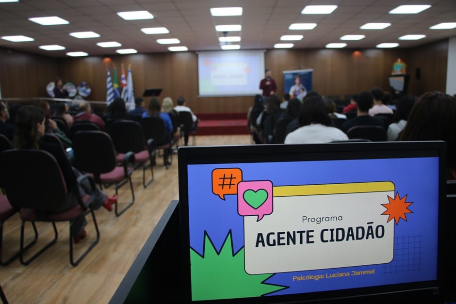 Programa Agente Cidadão abre inscrições para jovens em busca do primeiro emprego