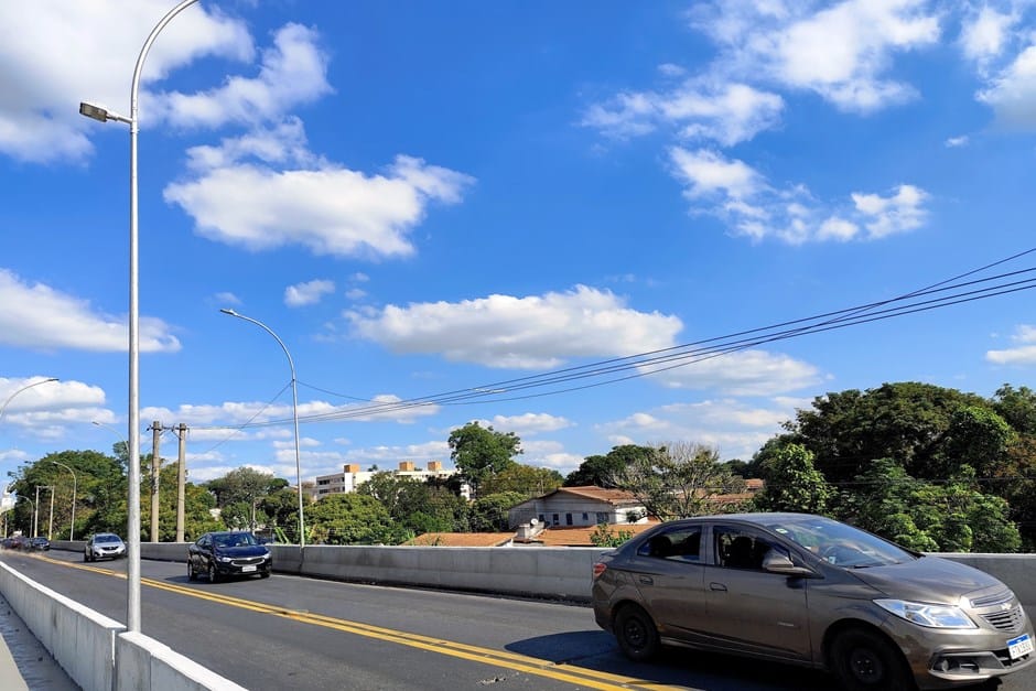 Trânsito com “pare e siga” na ponte Minas Gerais nesta quinta em São José