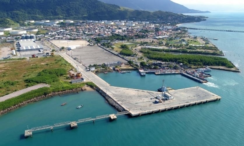 Porto de São Sebastião inicia dragagem de manutenção nesta segunda