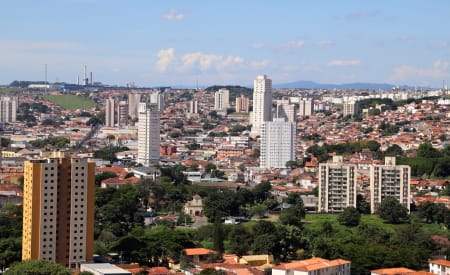 Jacareí alerta para prazo final de regularização de construções irregulares