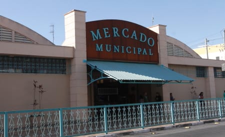 Mercado Municipal de Jacareí celebra 63 anos com festa e atividades para toda a família