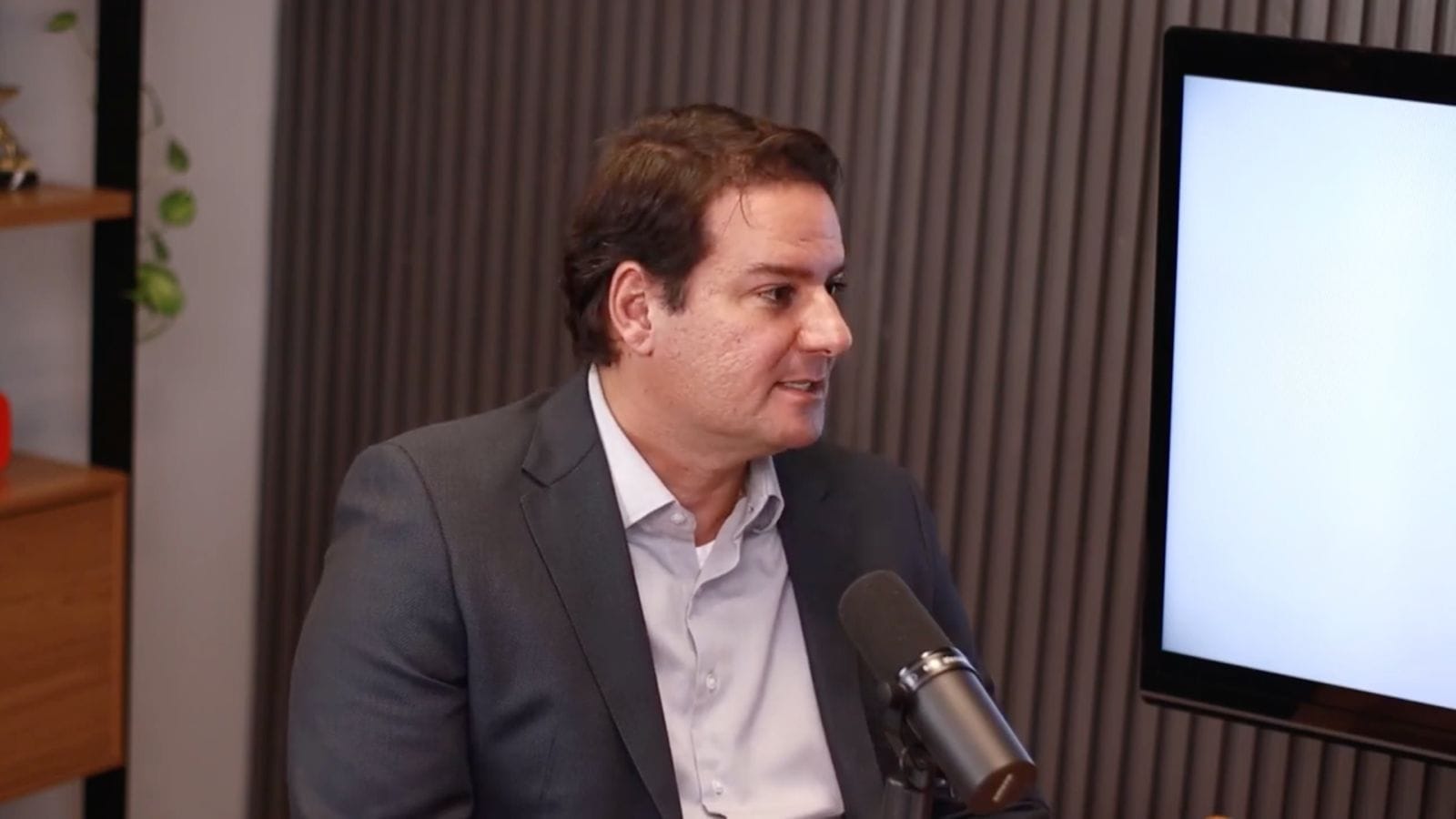 Mario Muniz – On News #1