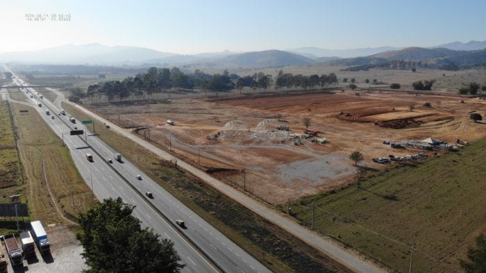 Hitachi Energy investirá R$ 1 bilhão em nova fábrica de transformadores em Pindamonhangaba