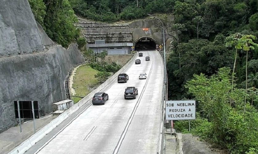 Túneis da Tamoios terão interdições noturnas para manutenção até quinta-feira