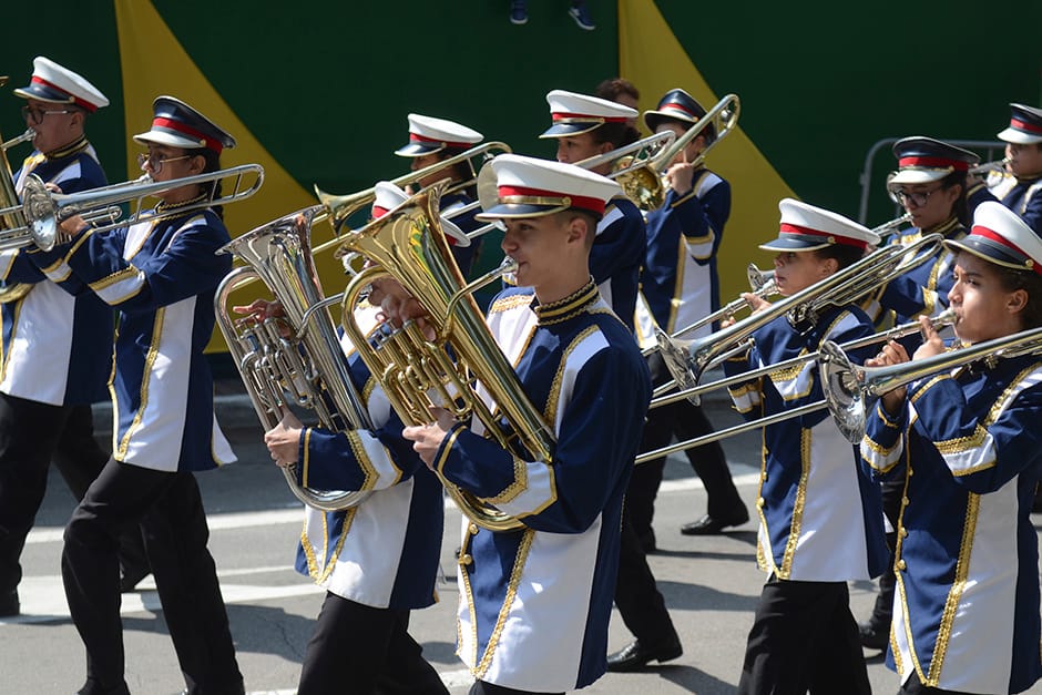 Desfile de 7 de Setembro reúne 9 mil participantes e deve atrair 15 mil pessoas em São José dos Campos