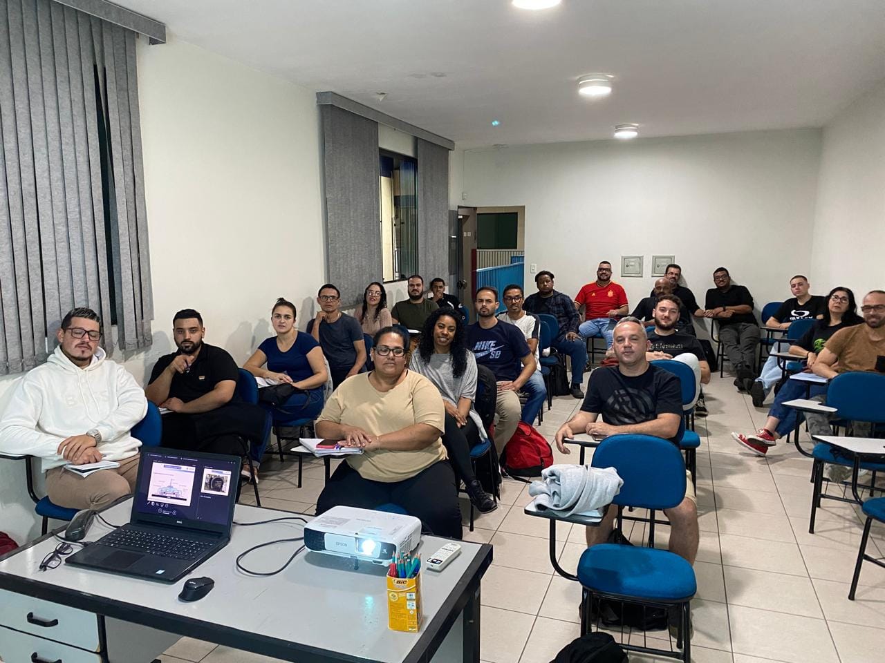 Ampliação de Curso de Materiais Compósitos em São José dos Campos com apoio da ASSECRE