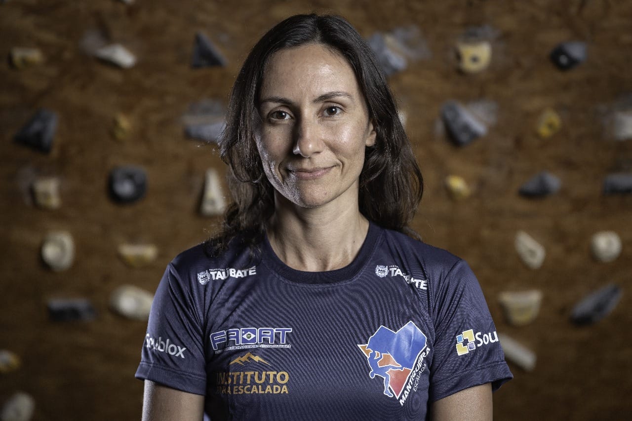 Marina Dias busca o bicampeonato mundial de paraescalada na Coreia do Sul