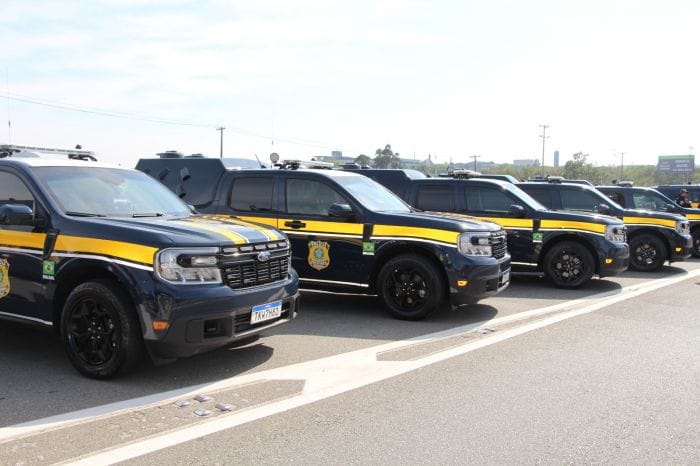 RioSP entrega 12 novas viaturas blindadas à PRF para reforçar segurança na Via Dutra