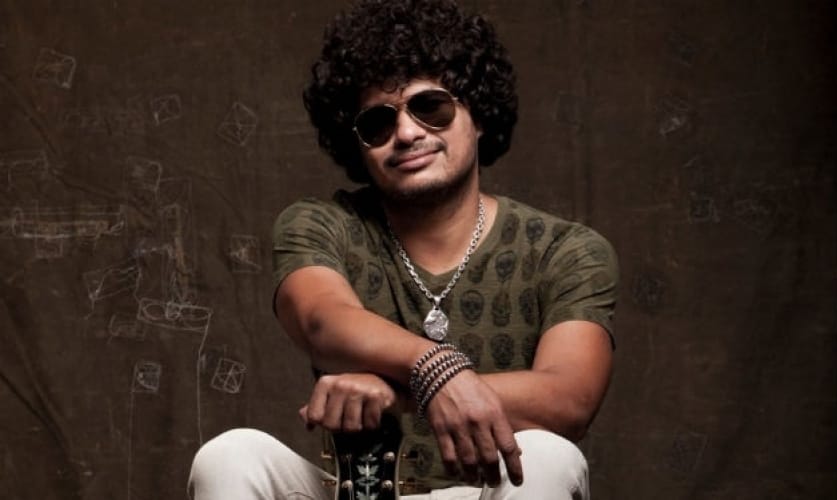 Léo Maia é atração principal do Luau da Praia do Arrastão neste sábado (1º) em São Sebastião