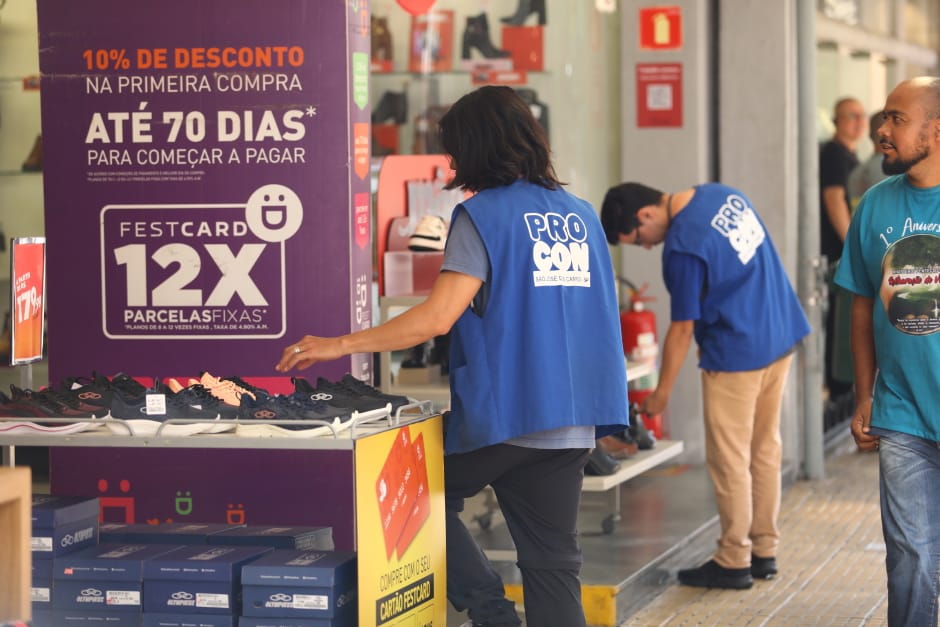 Procon de São José intensifica fiscalização e divulga orientações para compras na Black Friday