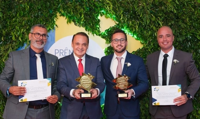 São Sebastião vence Prêmio Nacional do Turismo 2025 com programa de avistamento responsável de baleias